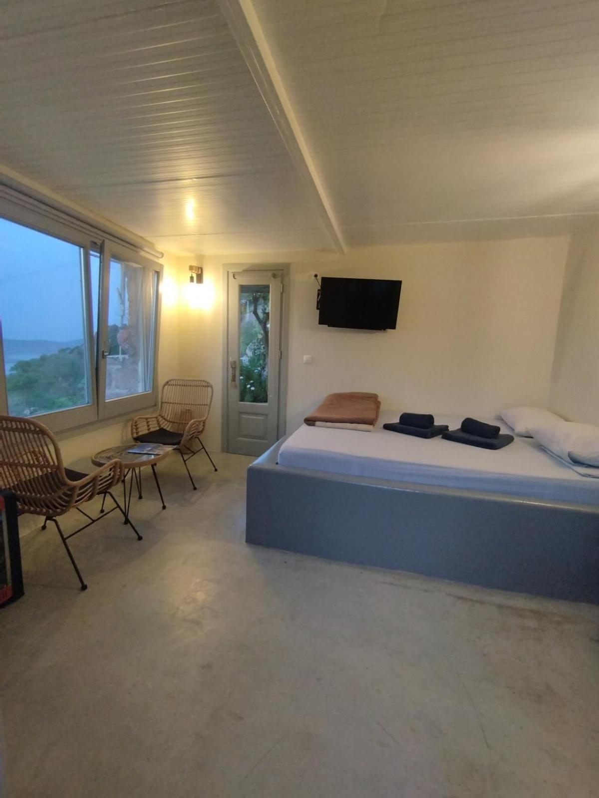 Traditional Studio Chora Patmos Exterior photo