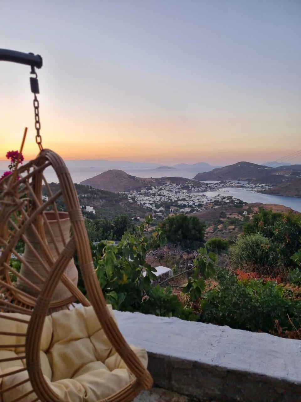 Traditional Studio Chora Patmos Exterior photo