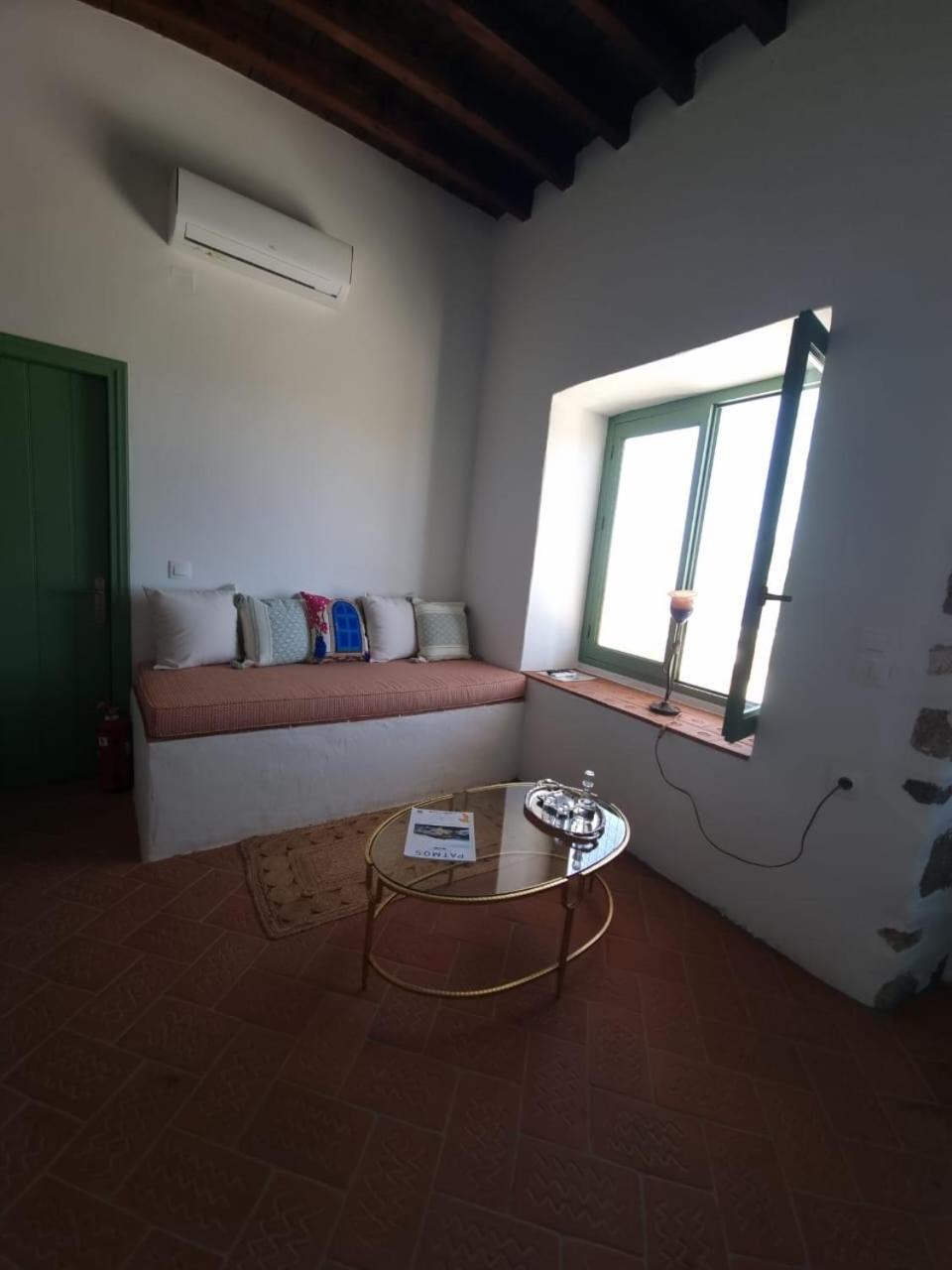 Traditional Studio Chora Patmos Exterior photo